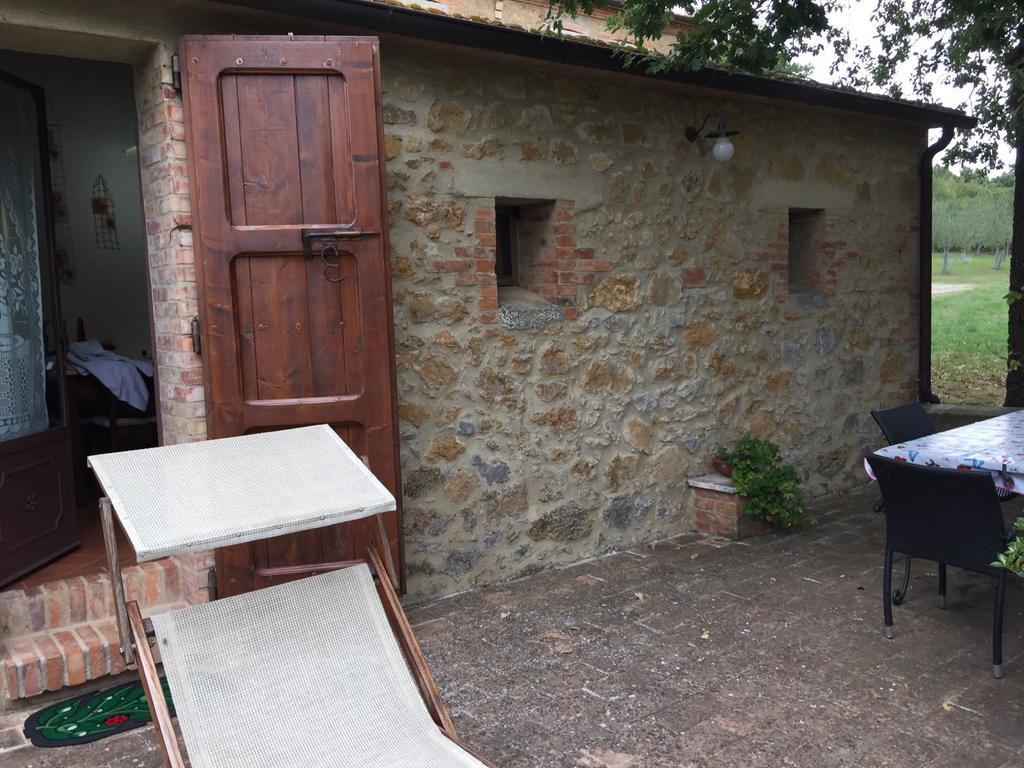 פיינצה Agriturismo Torrenieri Da Alessandro מראה חיצוני תמונה